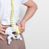 骨盤ベルトの正しい巻く位置とは？恥骨・大転子を目印にする正しい着け方