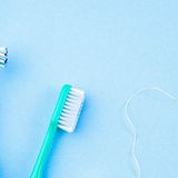 電動歯ブラシと手磨きの違いとは？効果・コスト・正しい選び方を徹底比較